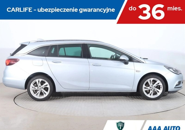 Opel Astra cena 46000 przebieg: 109955, rok produkcji 2017 z Gozdnica małe 326